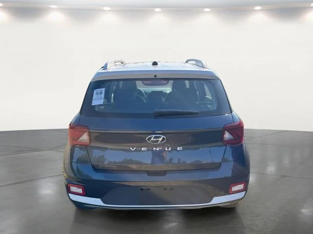 Used 2024 White Hyundai Limited image 16