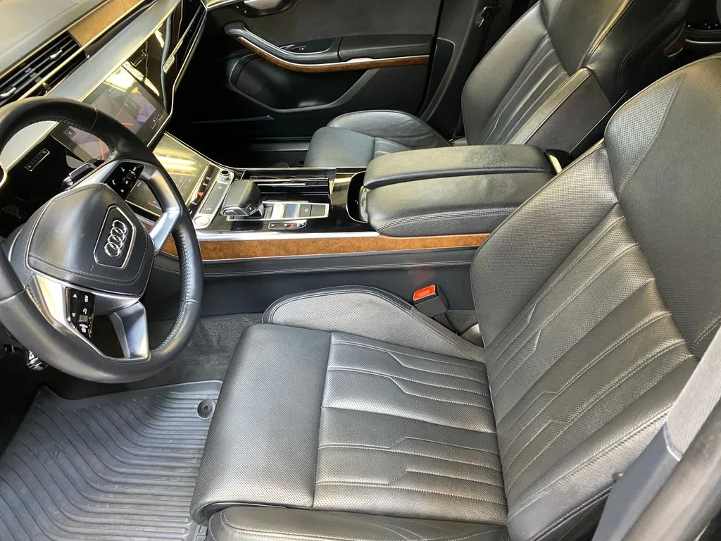 Used 2019  Audi L 55 image 19