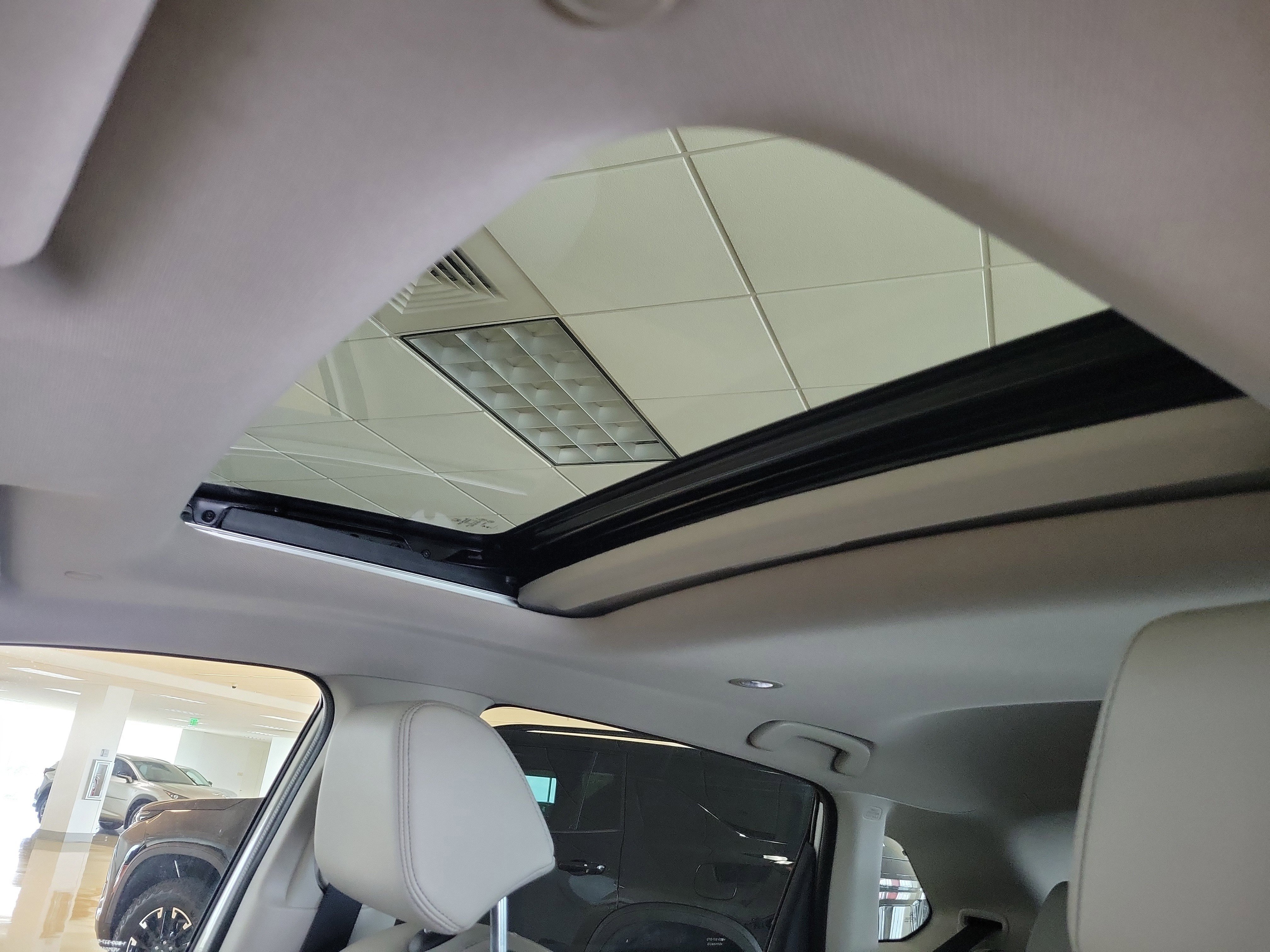 Used 2023 Platinum White Honda EX-L image 25