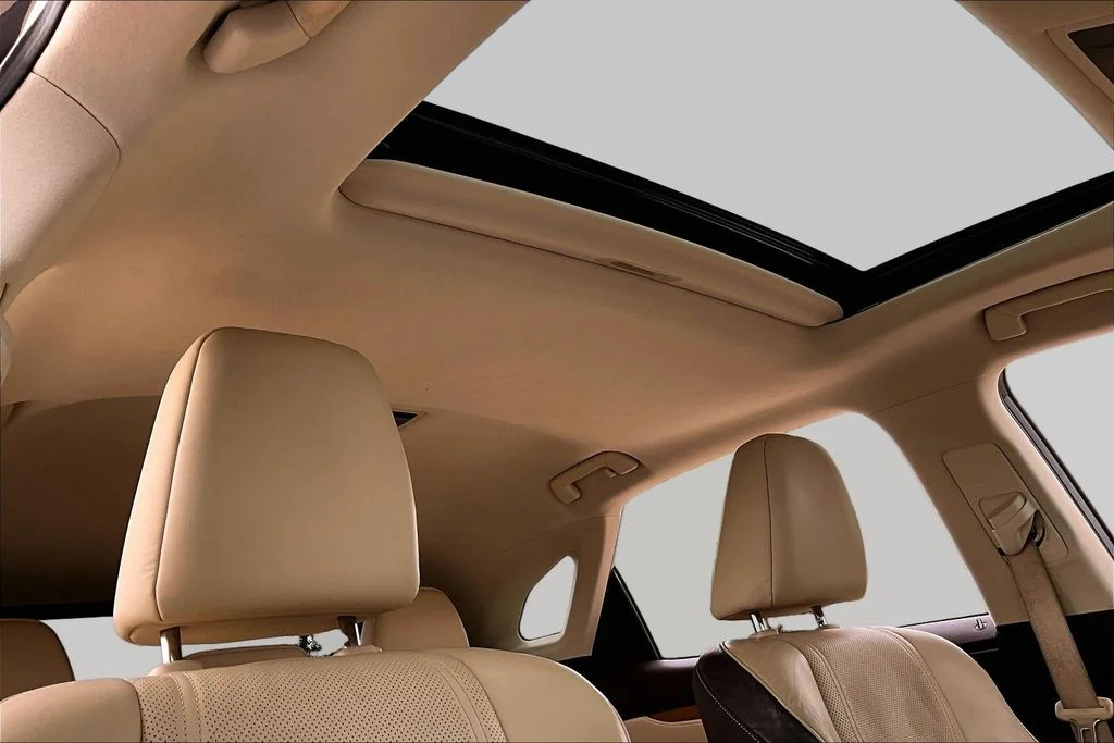 Used 2016 Gray Lexus 350 image 17
