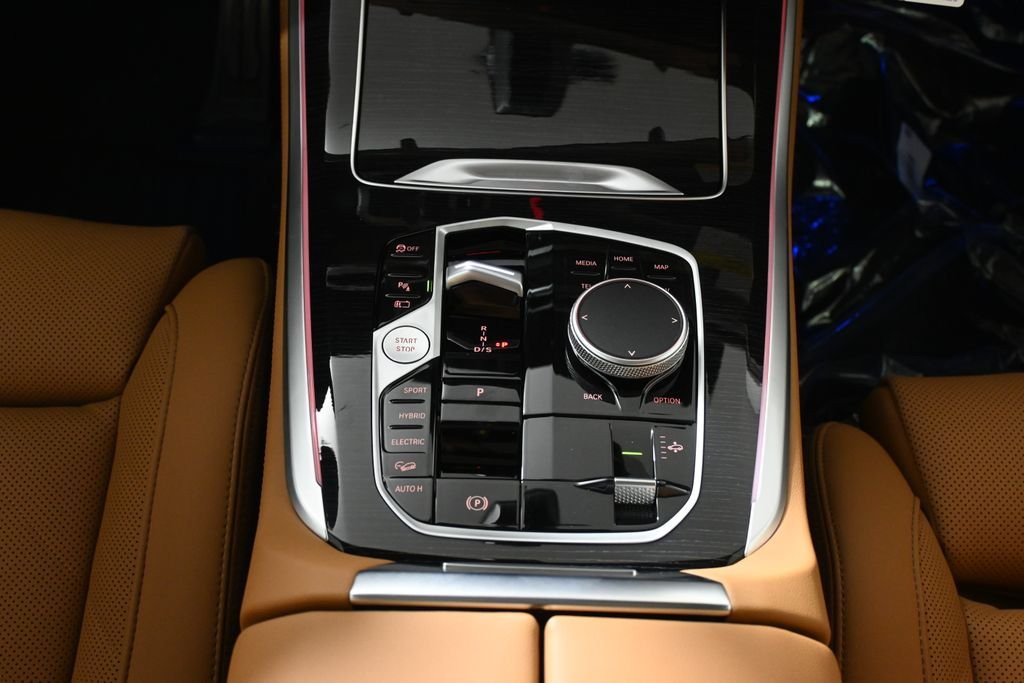 New 2026 Gray Metallic BMW xDrive50e image 23