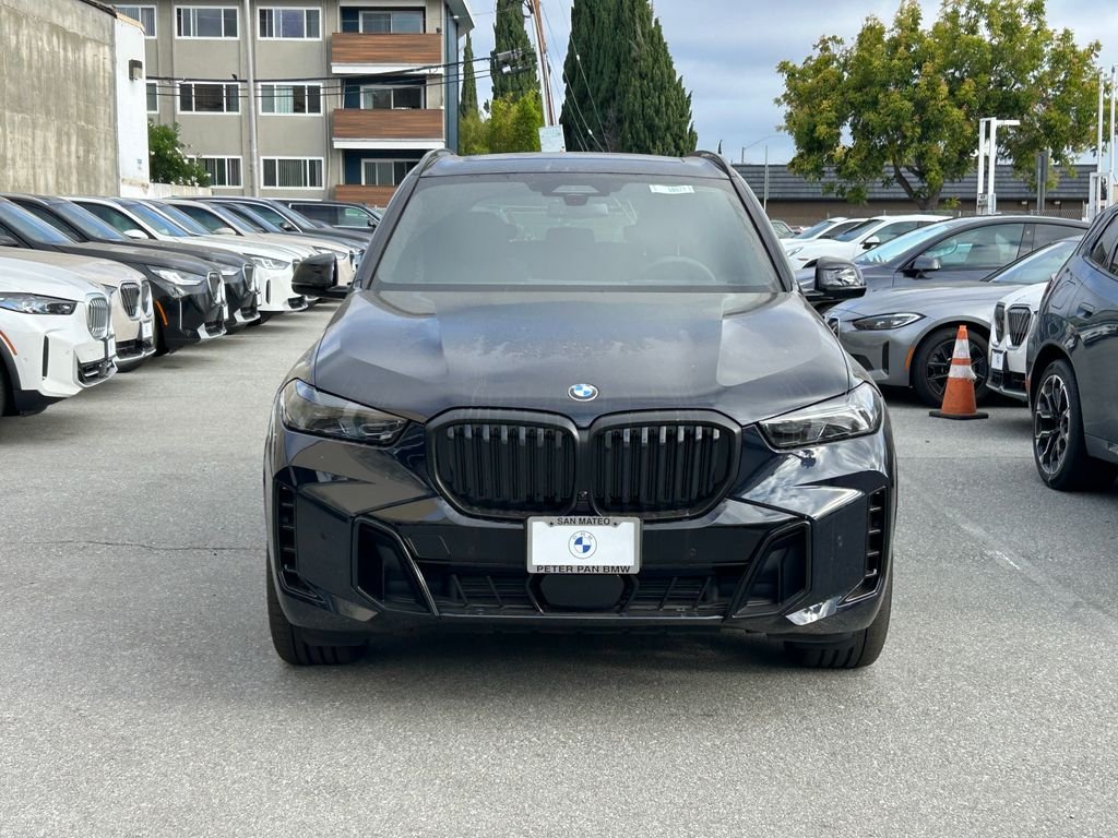 New 2026 Carbon Black Metallic BMW xDrive40i image 8