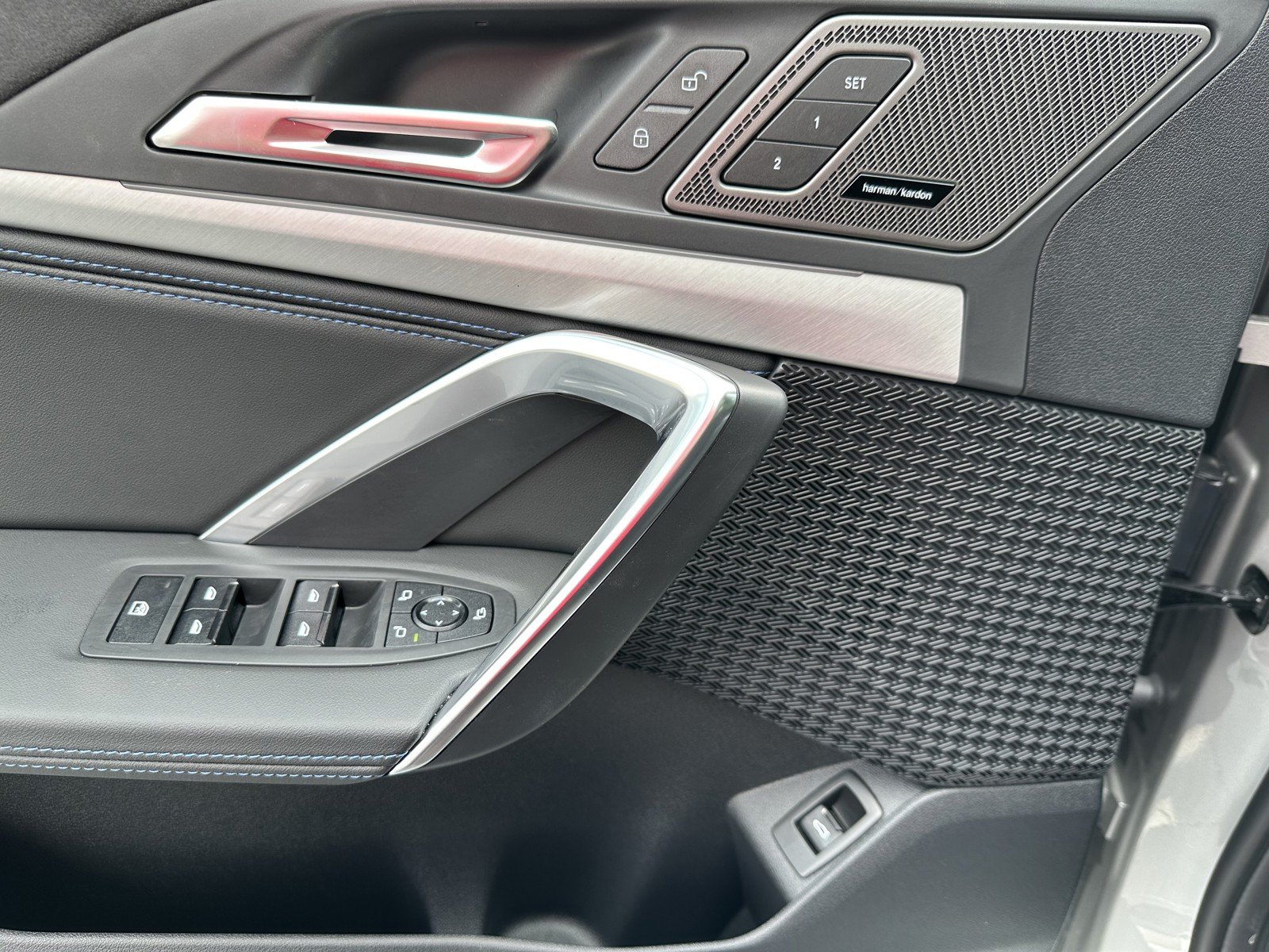2026 BMW X1 M35i - Photo 16
