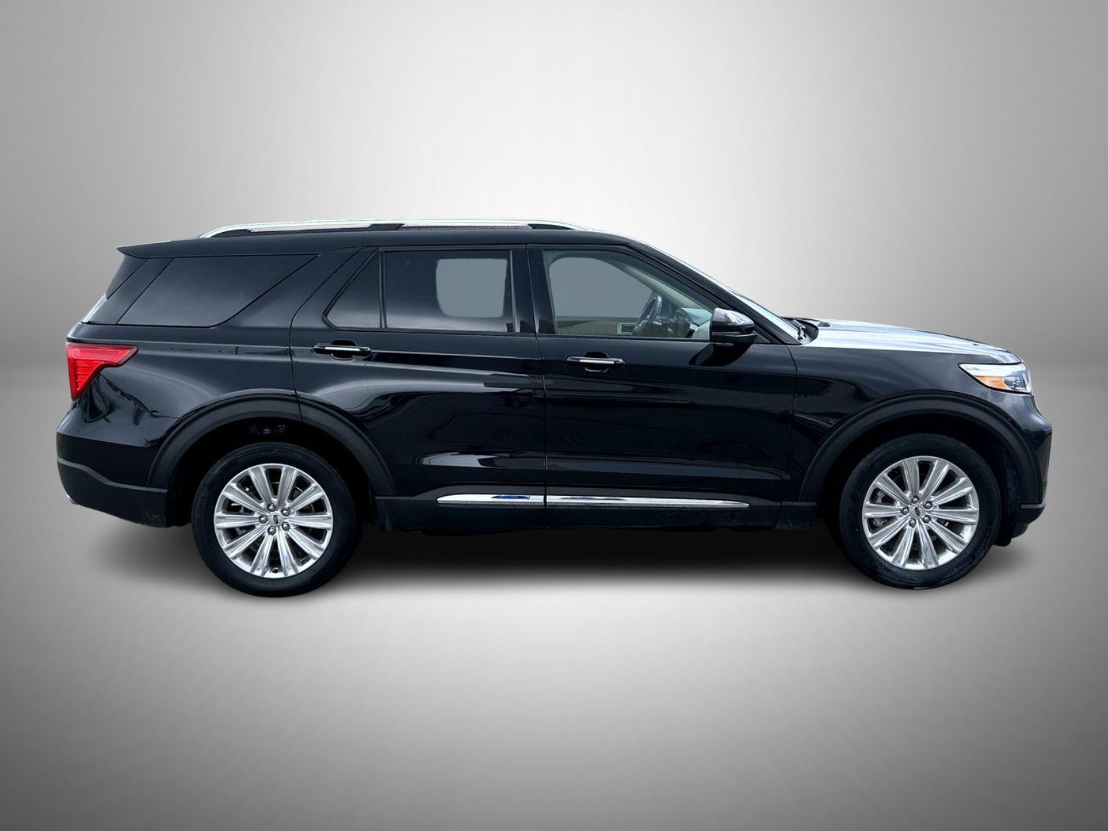Used 2022 Black Ford Limited image 4