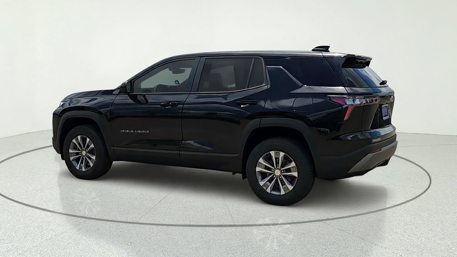 2027 Chevrolet Equinox LT - Photo 5