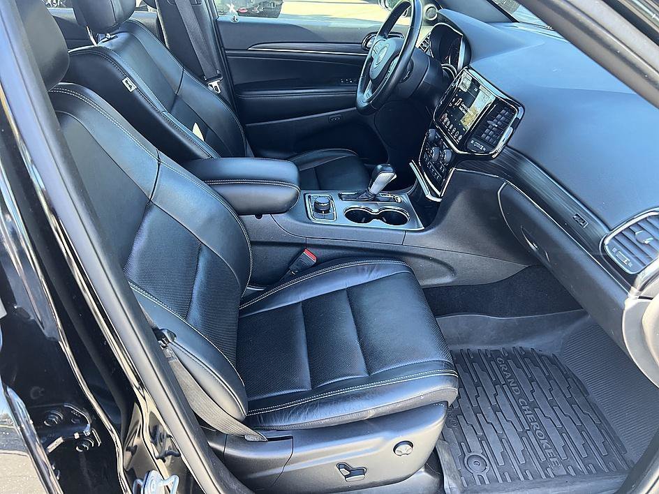 Used 2021 Diamond Black Crystal Pearlcoat Jeep 80th Anniversary image 17