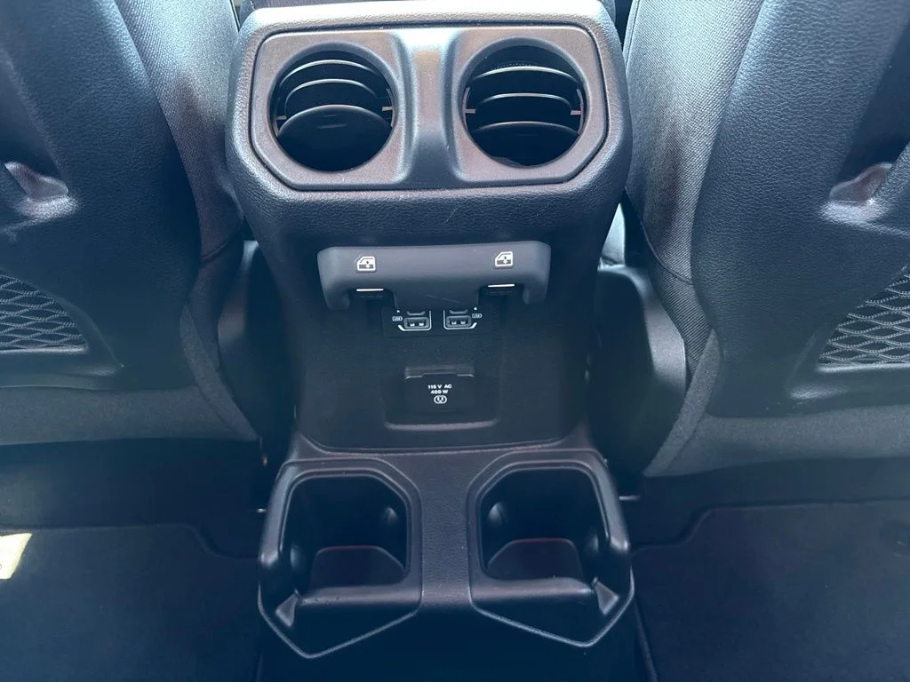 Used 2026 Red Jeep Rubicon image 27