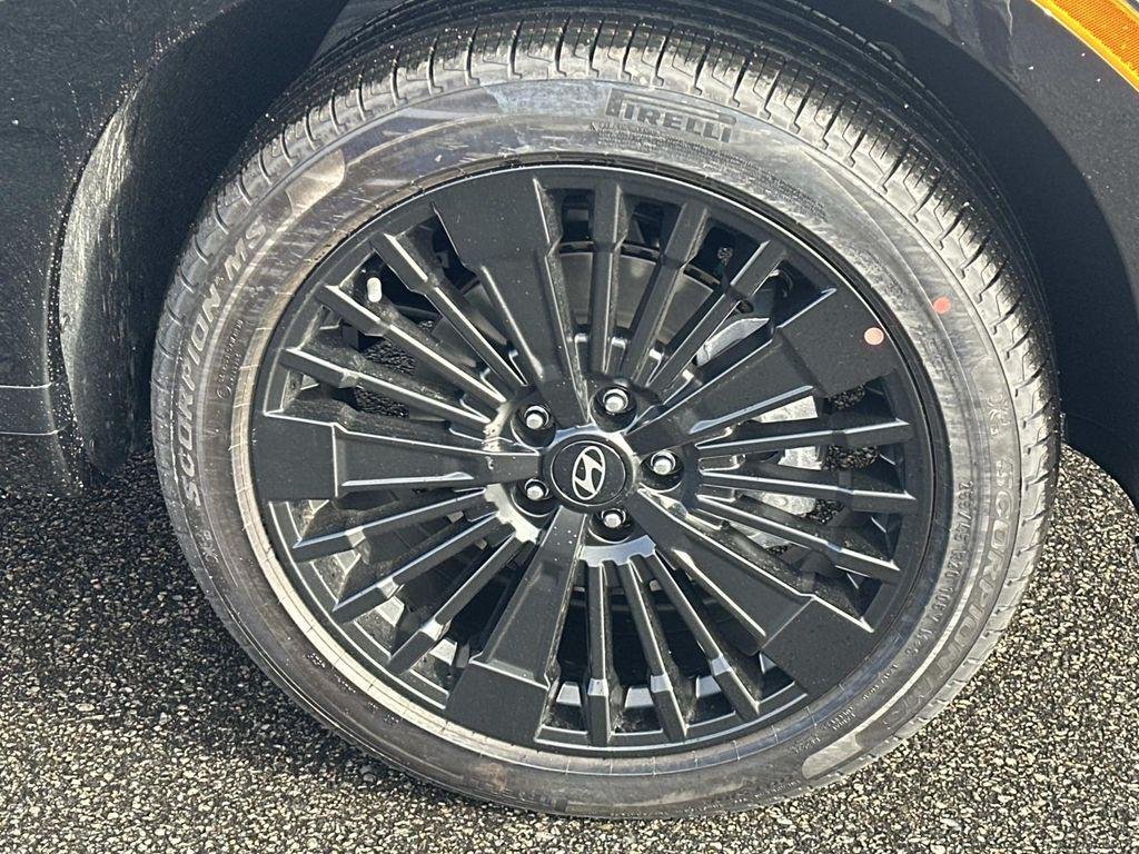 New 2026 Silver Hyundai Calligraphy image 11