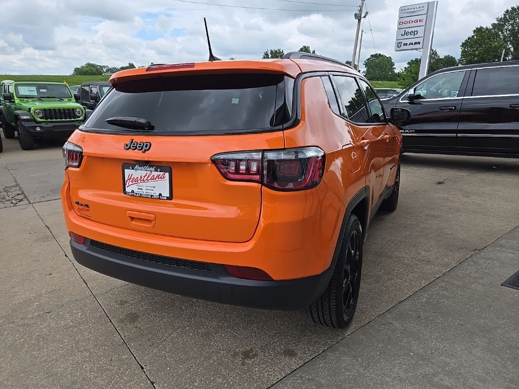 New 2026 Joose Exterior Paint Jeep Latitude image 9