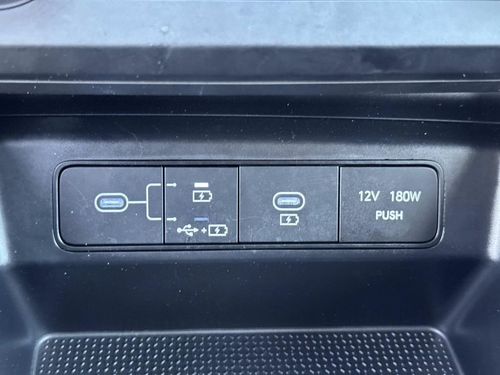 2025 Hyundai Santa Cruz SE - Photo 16