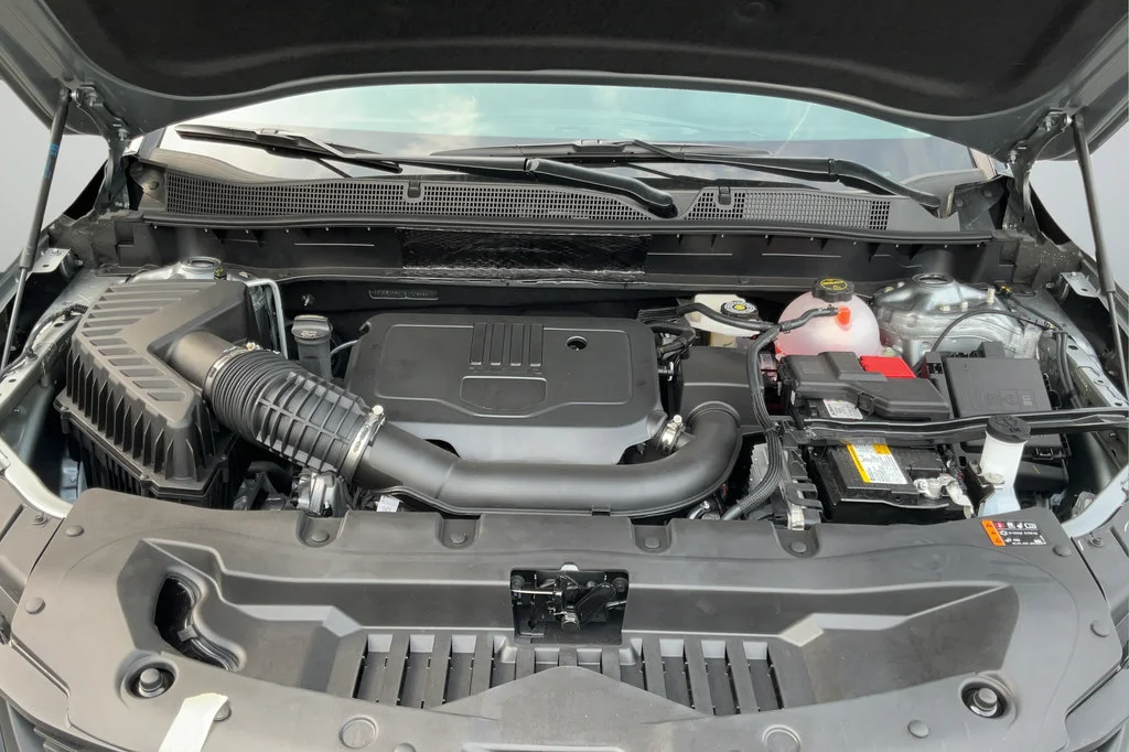 New 2026 Sterling Gray Metallic Chevrolet 2LT image 19