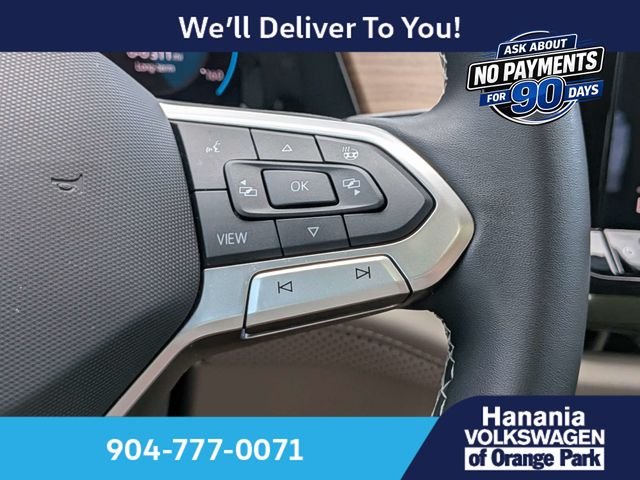 Used 2026  Volkswagen 2.0T SE w/Technology image 32