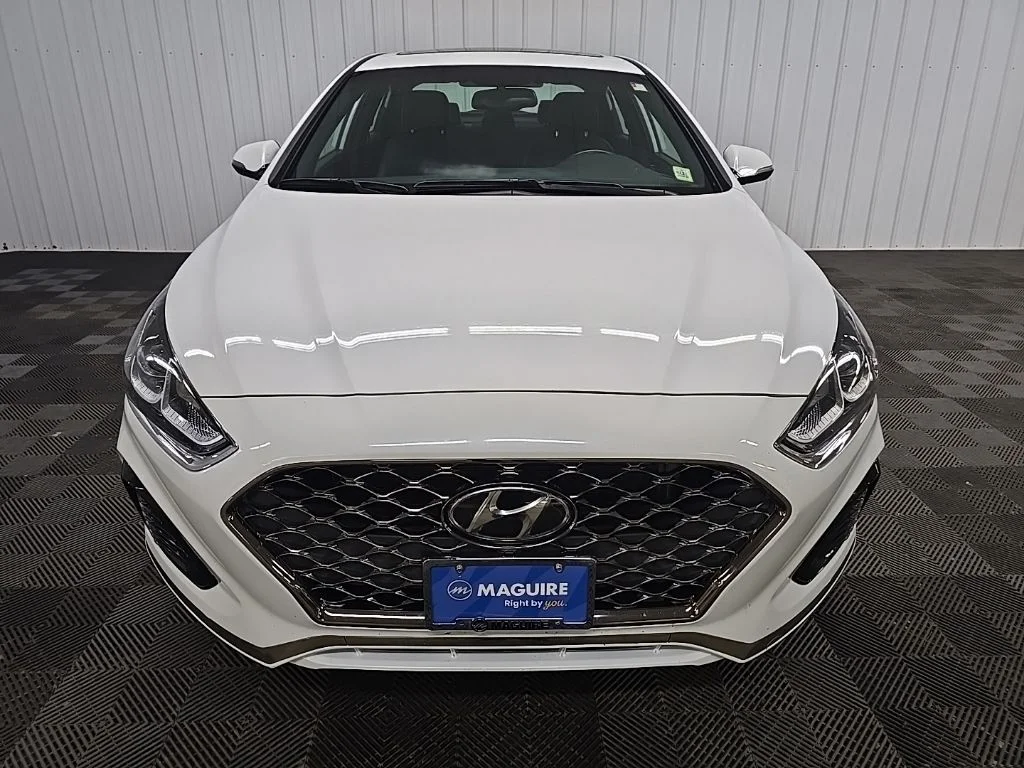 Used 2018 White Hyundai Sport+ image 8