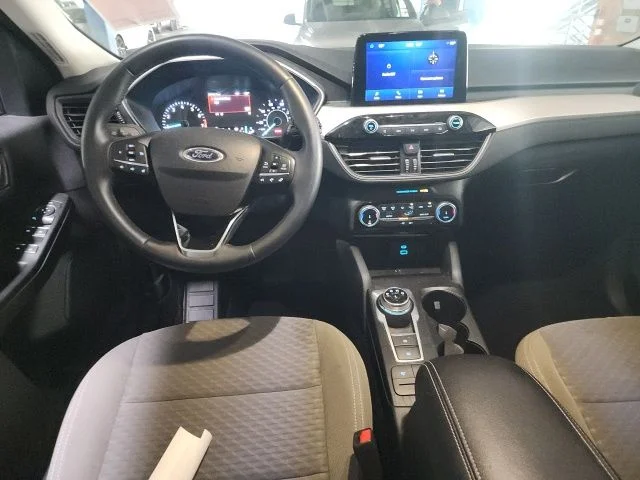 Used 2022 Black Ford SE image 5