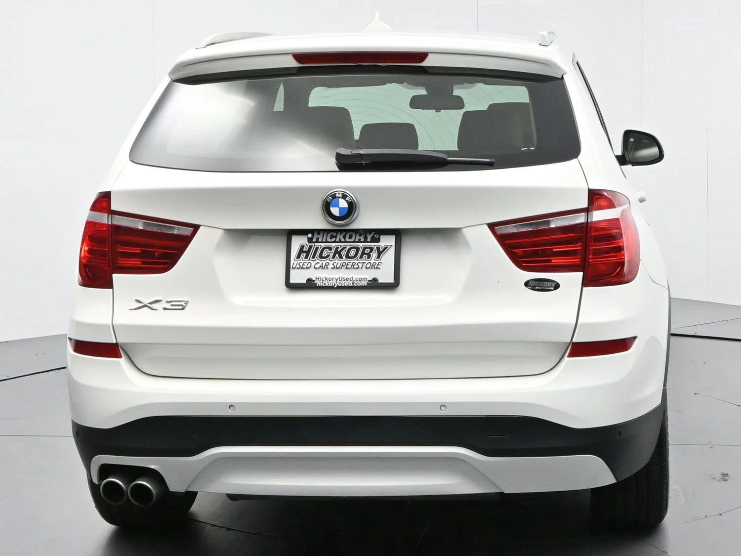 Used 2017 Alpine White BMW xDrive28i image 6
