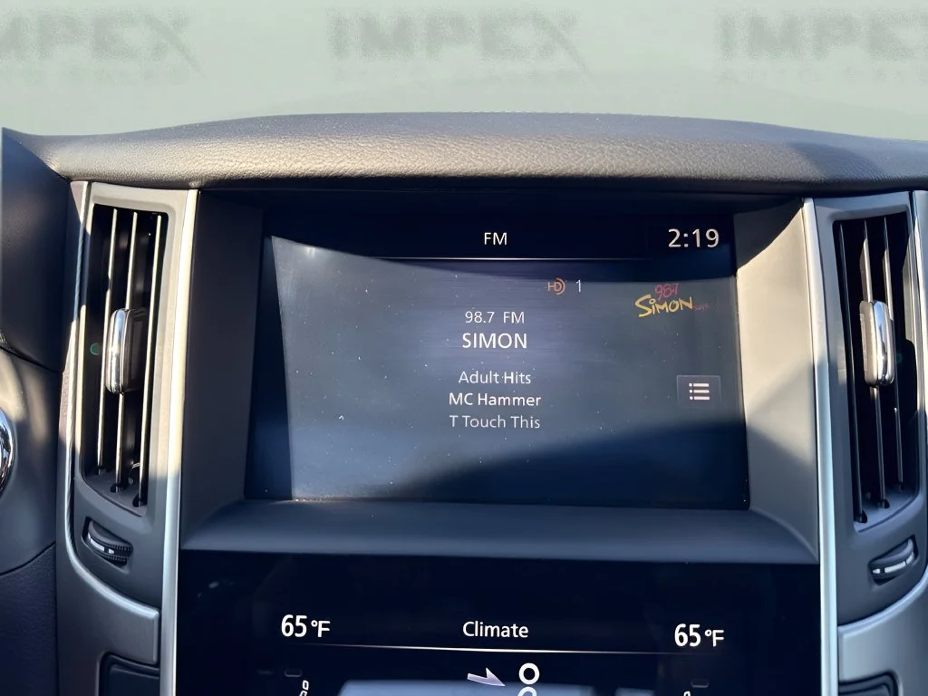 Used 2022 Black INFINITI LUXE image 16