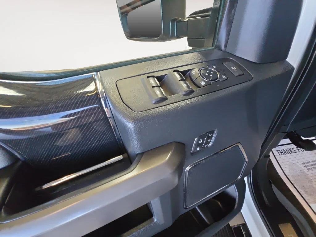 Used 2022 White Ford Platinum image 14