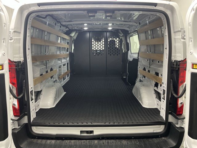 Used 2025 Oxford White Ford 250 image 22