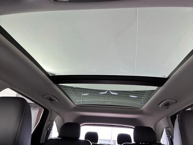 2025 Kia Sorento EX - Photo 14