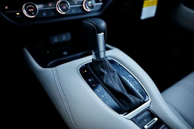 New 2027 Platinum White Pearl Honda EX-L image 35