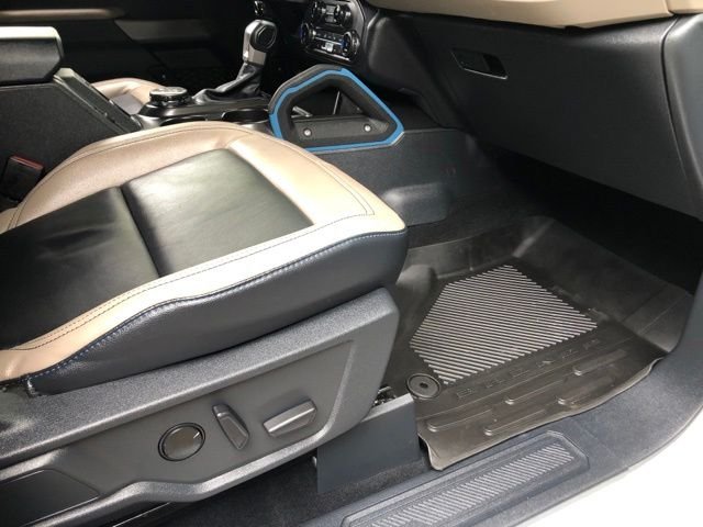 Used 2022 Oxford White Ford Wildtrak image 16