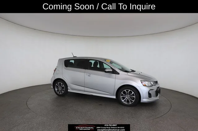 Used 2017 Silver Chevrolet LT image 25