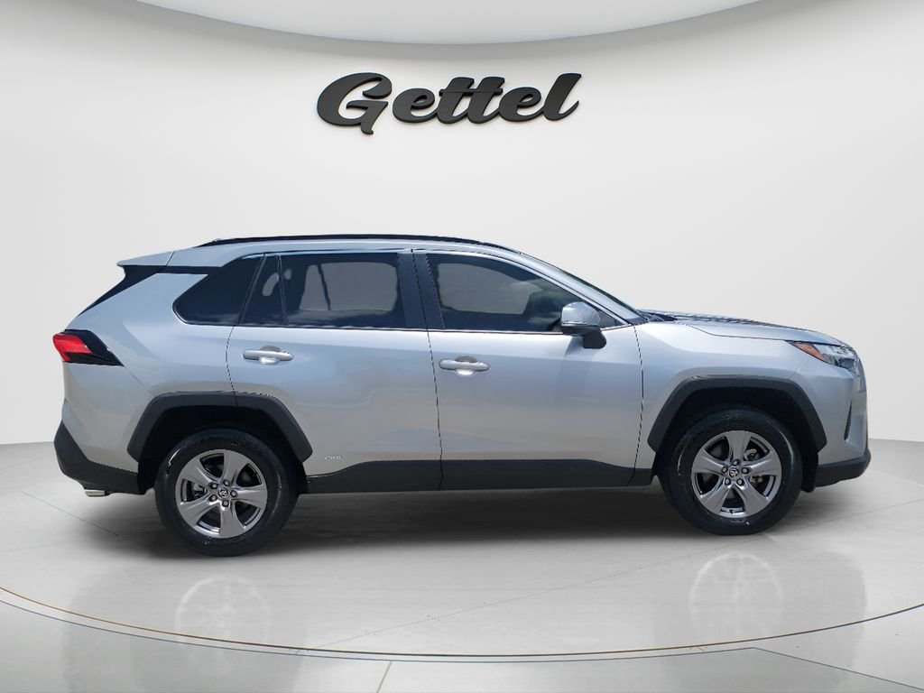Certified Used 2025 Silver Toyota XLE image 4