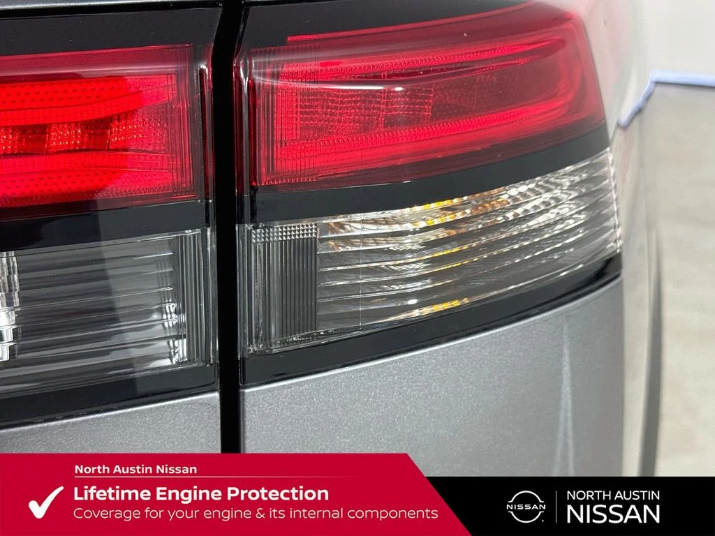 New 2026 Gray Nissan Platinum image 35