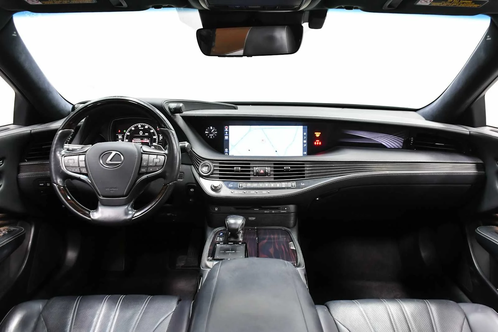 Used 2018 Nightfall Mica Lexus  image 17