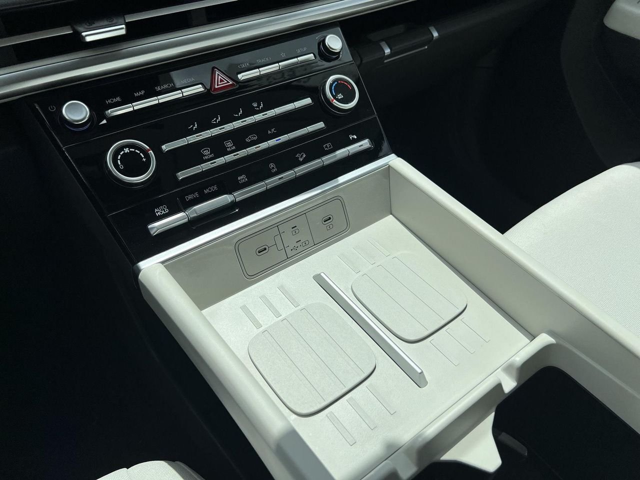 New 2026 Hampton Gray Hyundai SE AWD image 38