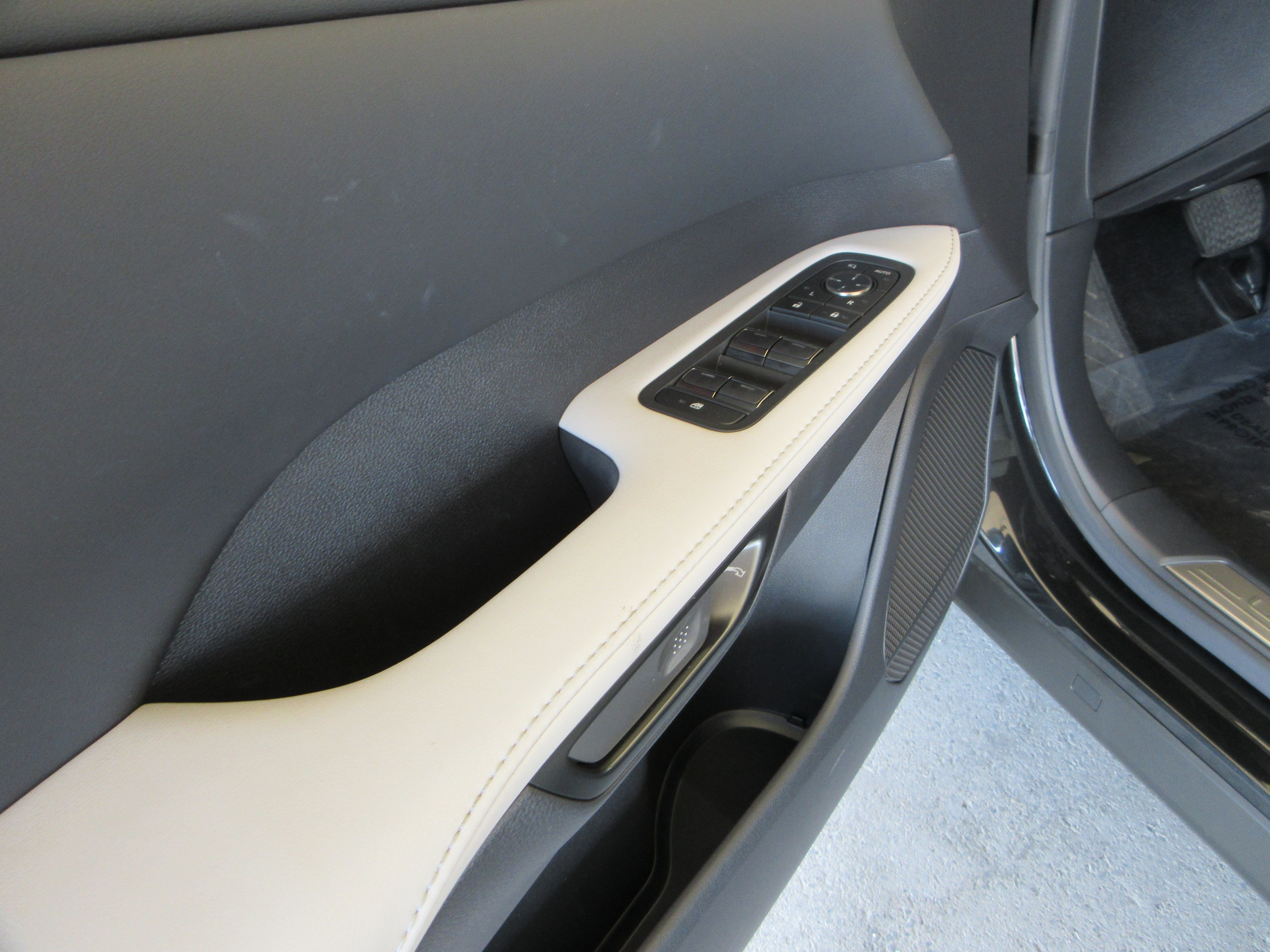 Used 2023 Caviar Lexus 350 Premium Plus image 28