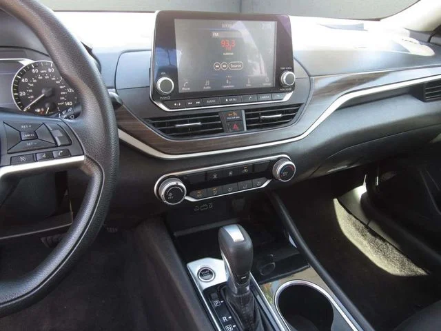 Used 2024 Gun Metallic Nissan 2.5 SV image 16