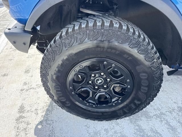 Used 2024 Blue Ford Wildtrak image 10