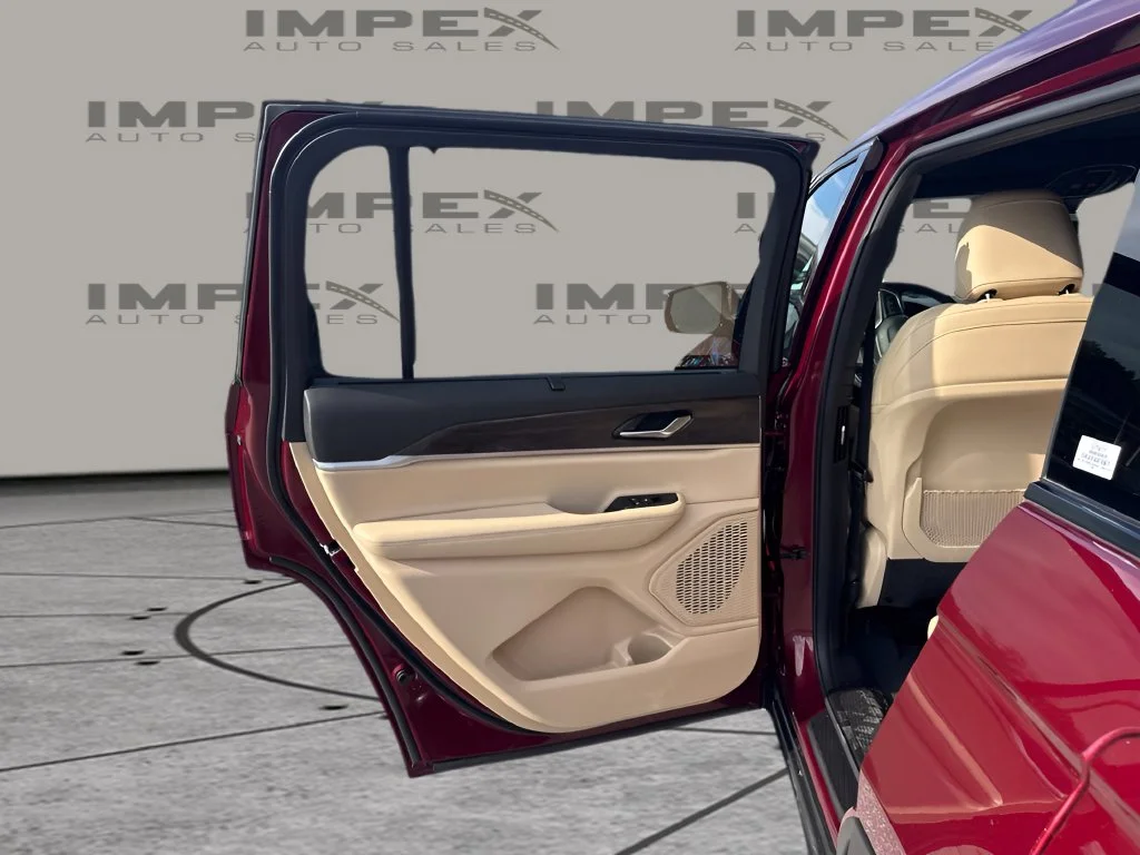 Used 2025 Red Jeep Limited image 29