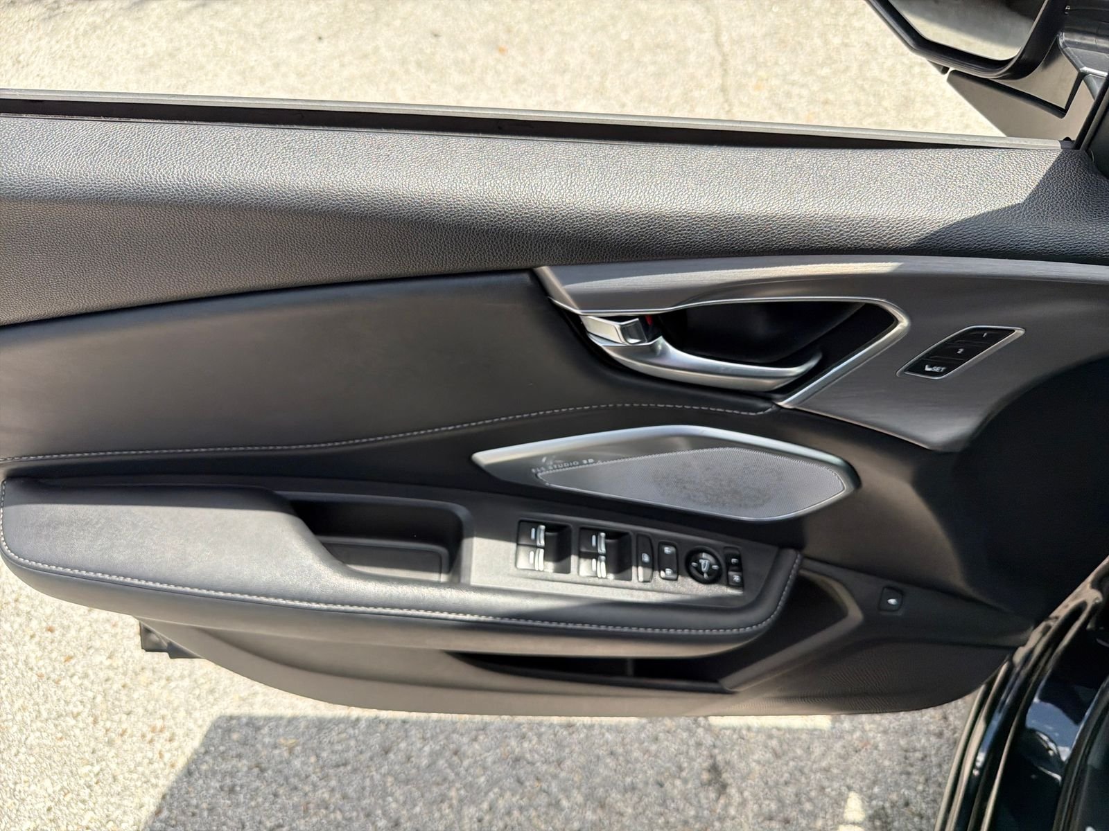 Used 2019 Majestic Black Pearl Acura A-Spec Package image 25