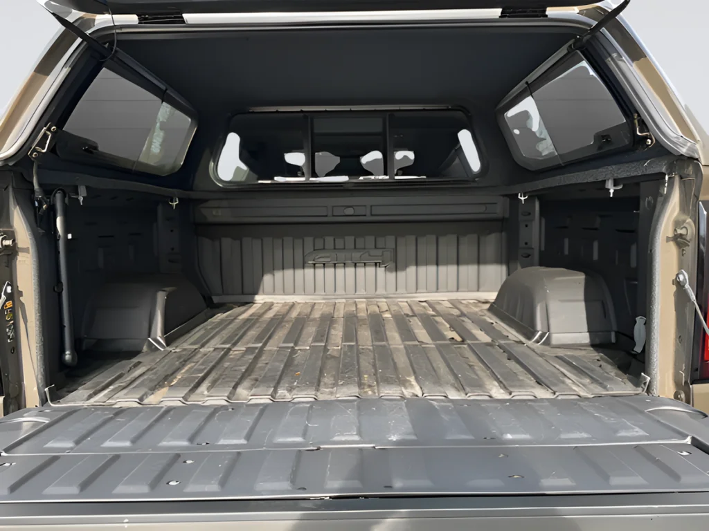 2024 GMC Sierra 1500 AT4 - Photo 9