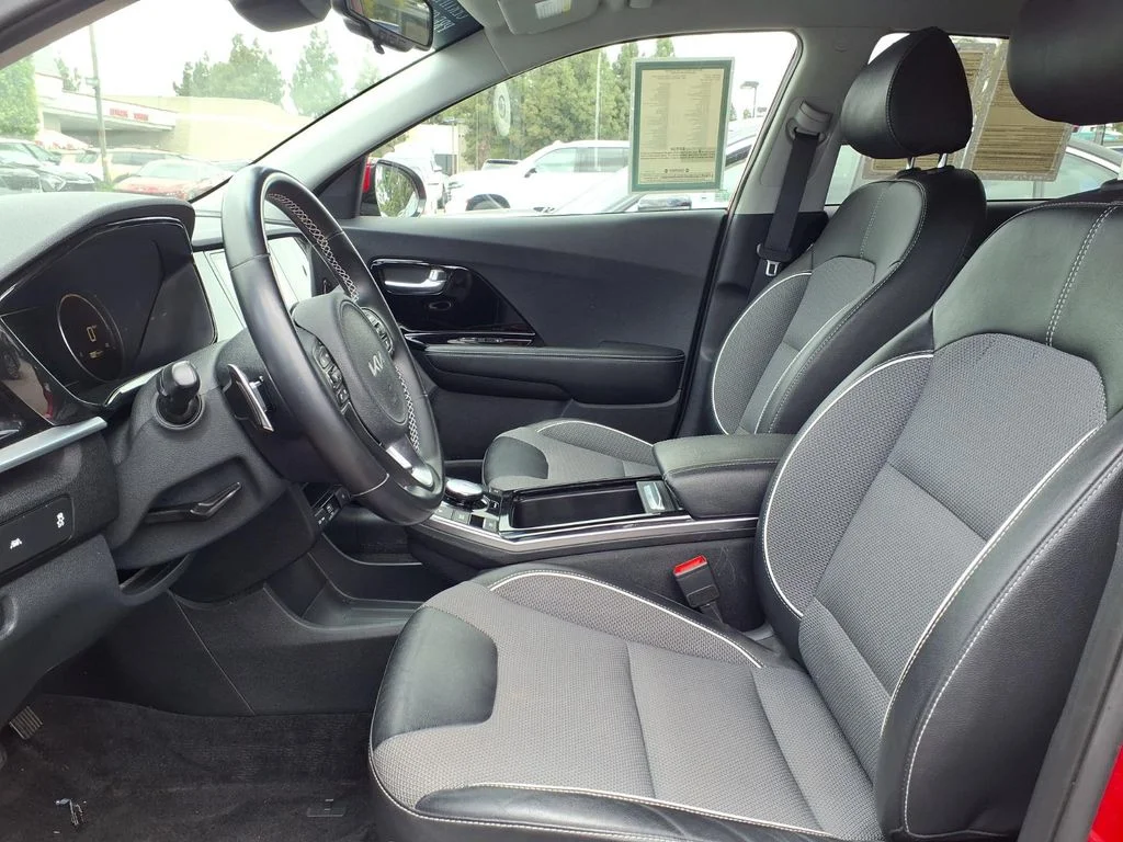Certified Used 2022 Red Kia S image 9