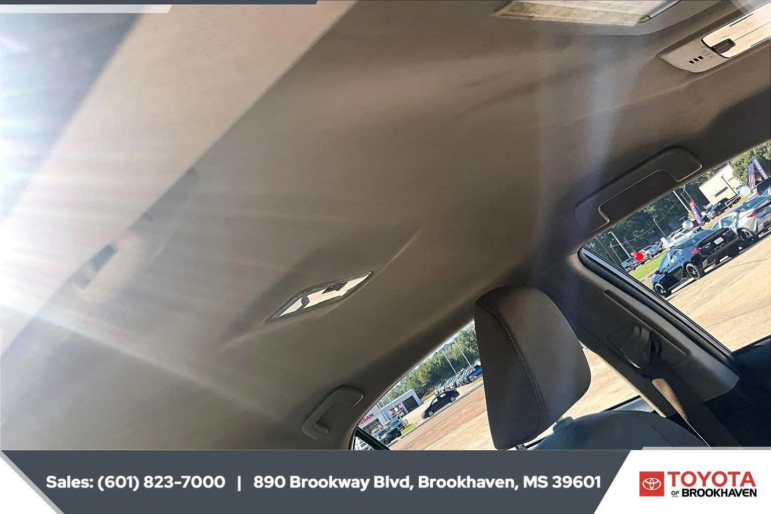 Used 2015 Brown Sugar Metallic Toyota LE image 16