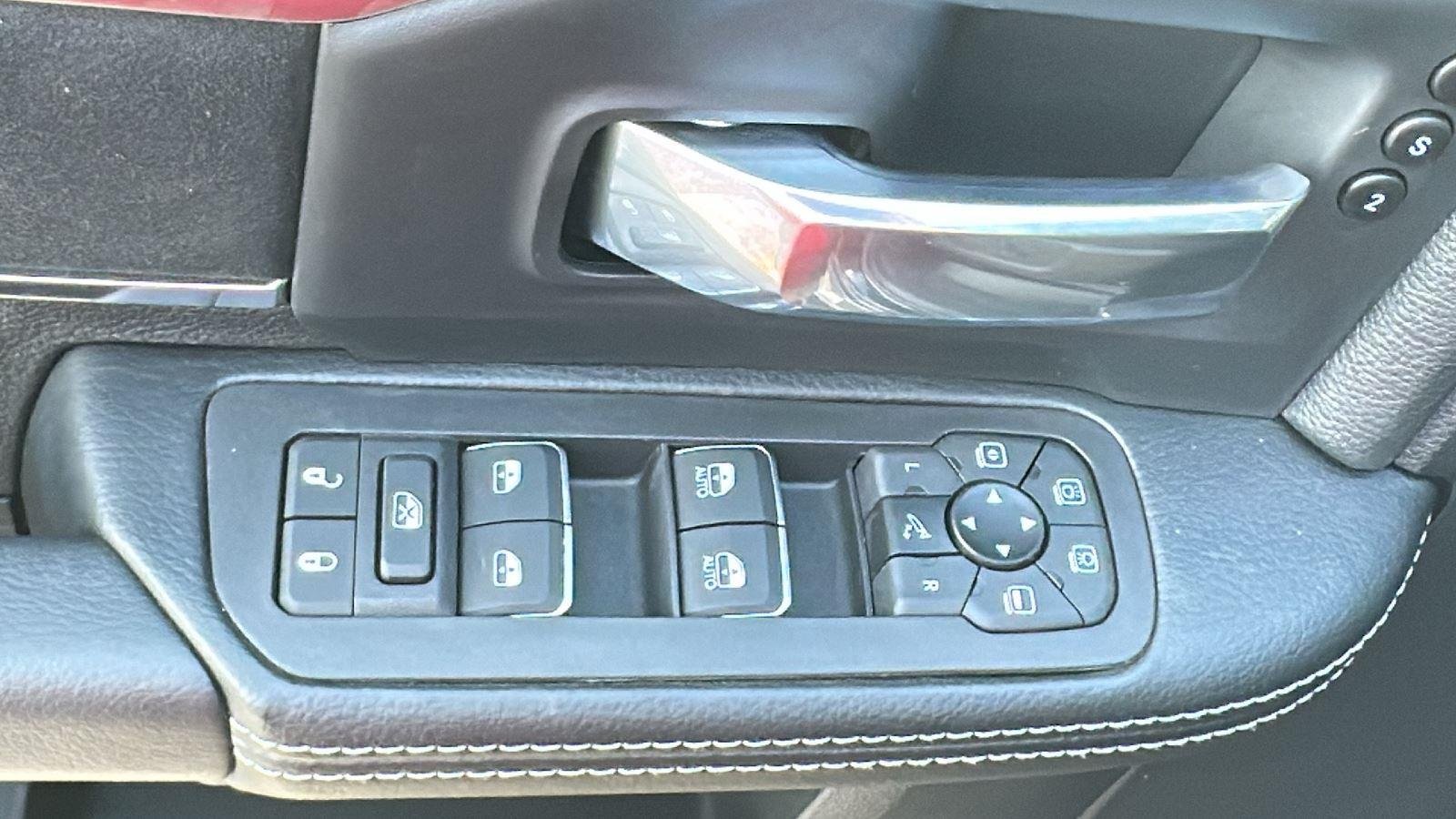 2025 RAM 2500 Laramie - Photo 14
