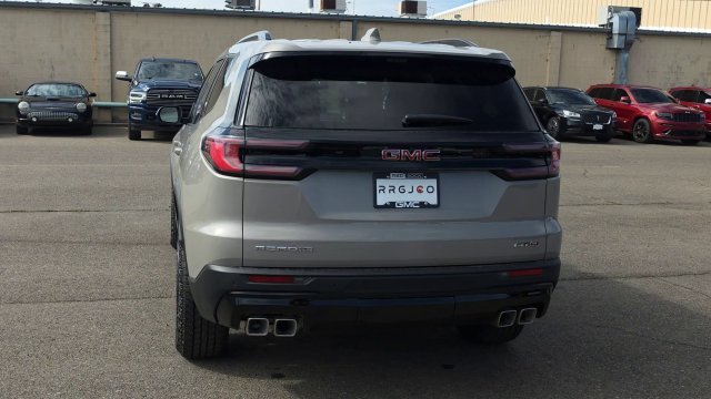 2026 GMC Acadia AT4 - Photo 9