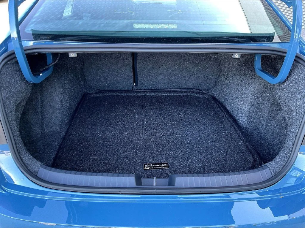 New 2027 Blue Volkswagen 1.5T Sport image 15