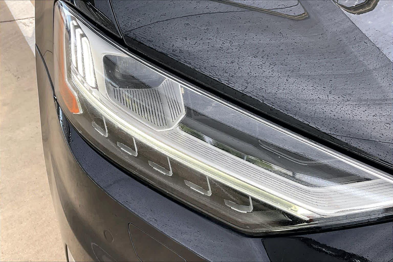 Used 2019 Mythos Black Metallic Audi  image 28