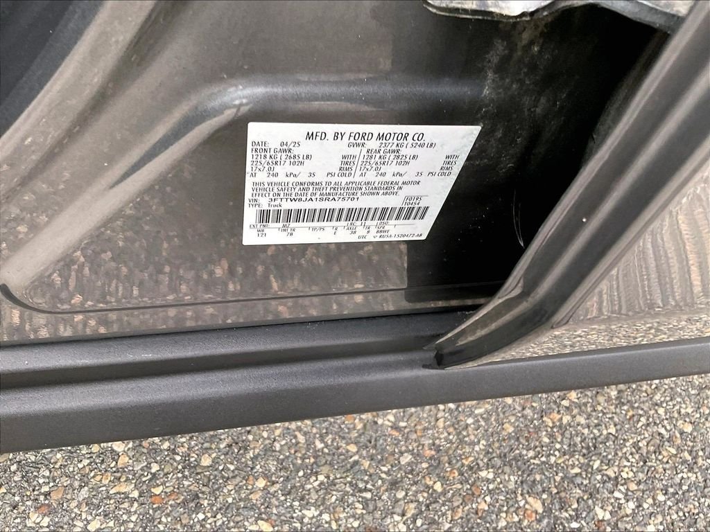Used 2025 Gray Ford XLT image 26