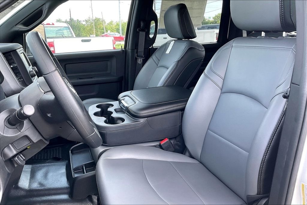 New 2024 Ram 2500 Tradesman 4D Crew Cab