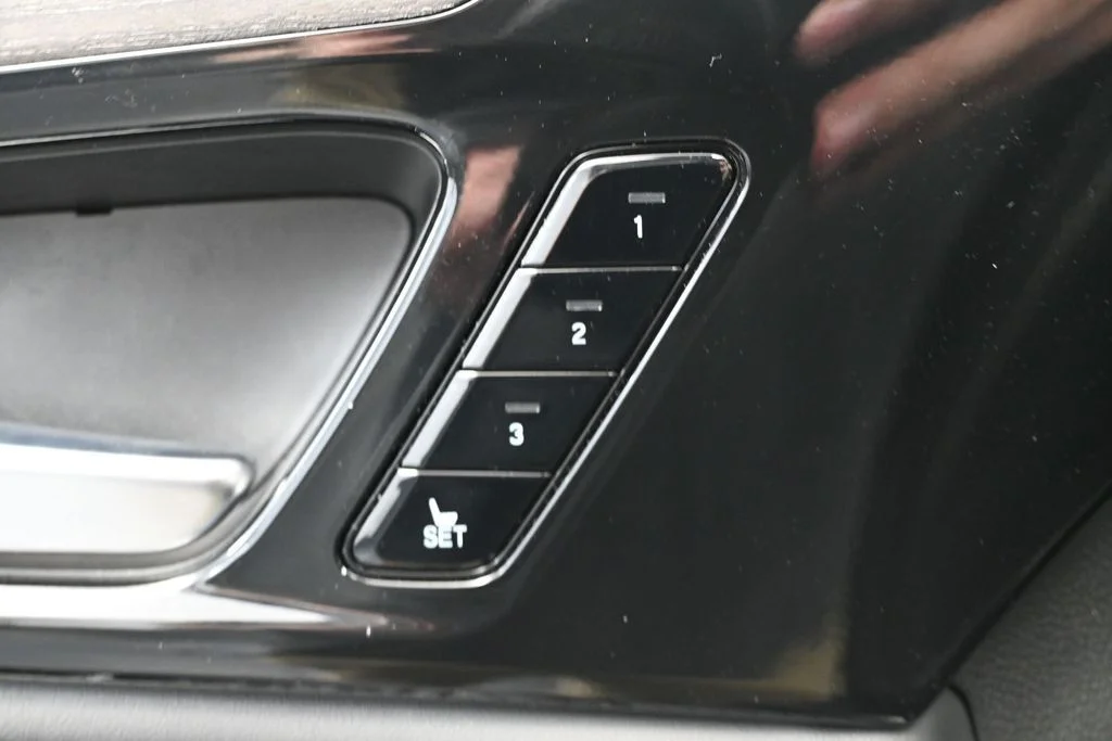 Certified Used 2023 Gray Acura Advance image 19