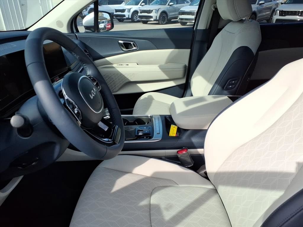 2026 Kia Carnival EX - Photo 14