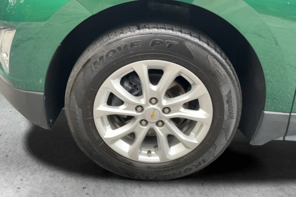 Used 2018 Green Chevrolet LS image 24