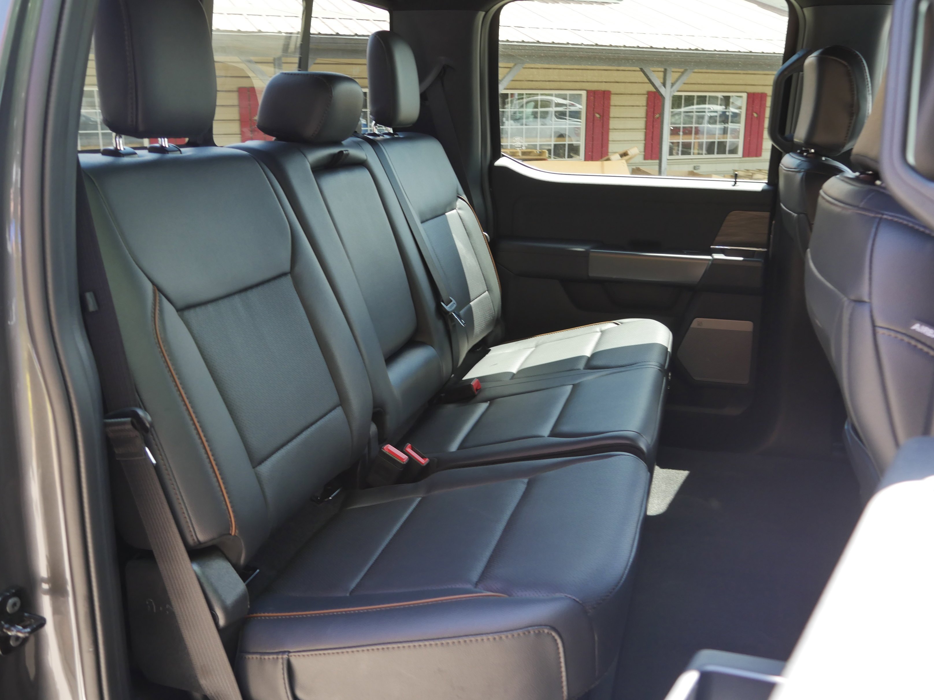 New 2026 Carbonized Gray Metallic Ford Lariat® image 34