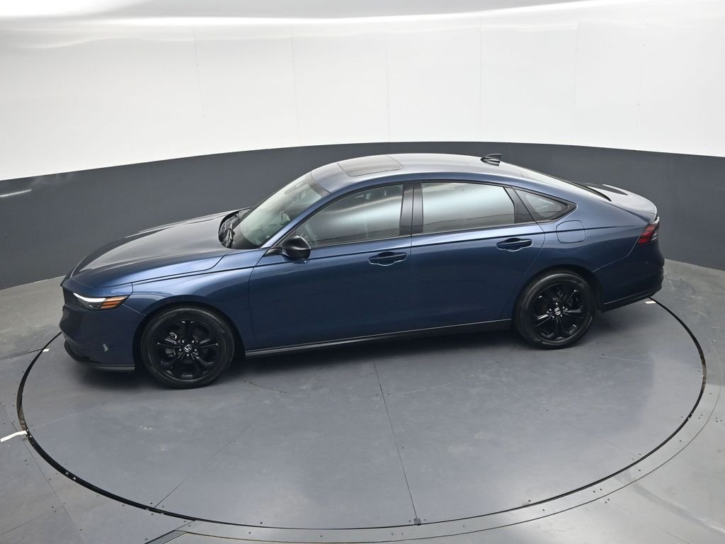 2025 Honda Accord SE - Photo 22