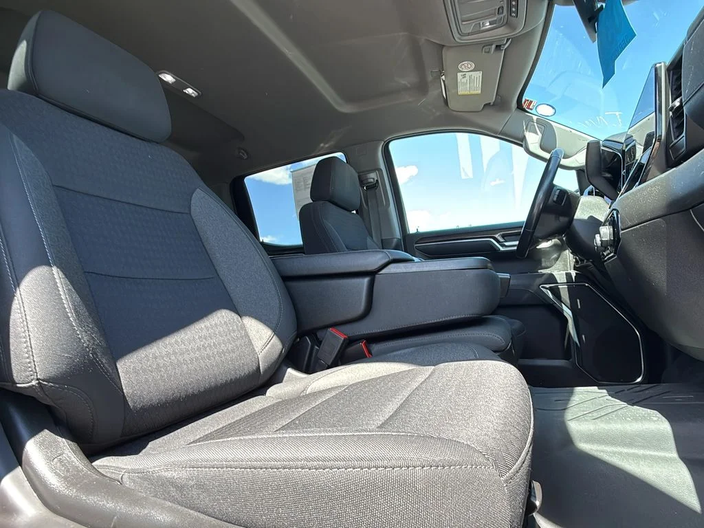 Used 2023 Summit White Chevrolet LT image 23